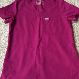 Figs Magenta Scrub Top